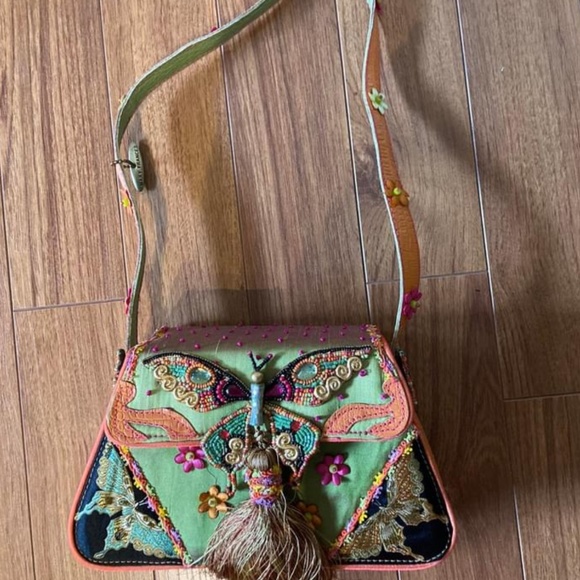 Mary Frances purse - Picture 1 of 4